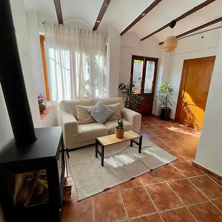 Ca La Neus - Casa Per 8 Persones Al Poble De * Mura