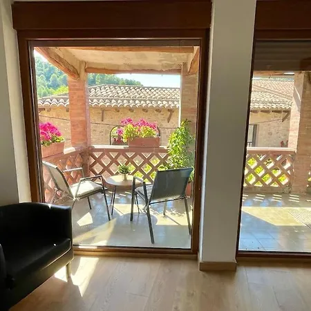 Ca La Neus - Casa Per 8 Persones Al Poble De Chalet *