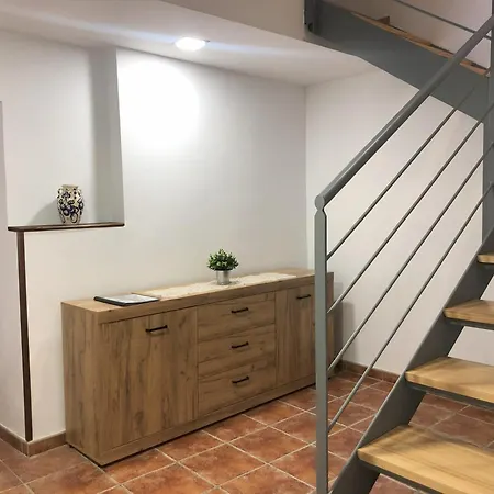 Ca La Neus - Casa Per 8 Persones Al Poble De Mura