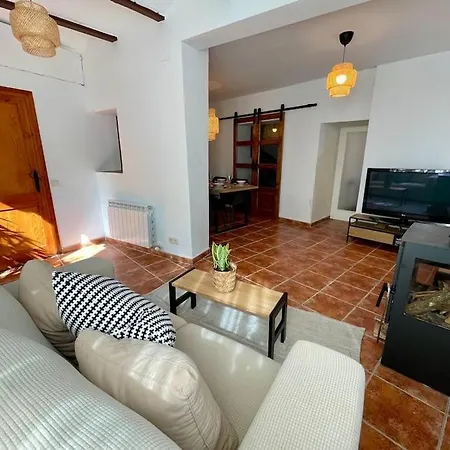 Chalet Ca La Neus - Casa Per 8 Persones Al Poble De *
