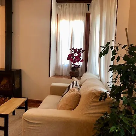 Ca La Neus - Casa Per 8 Persones Al Poble De Mura