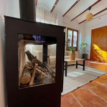 Ca La Neus - Casa Per 8 Persones Al Poble De Chalet Mura
